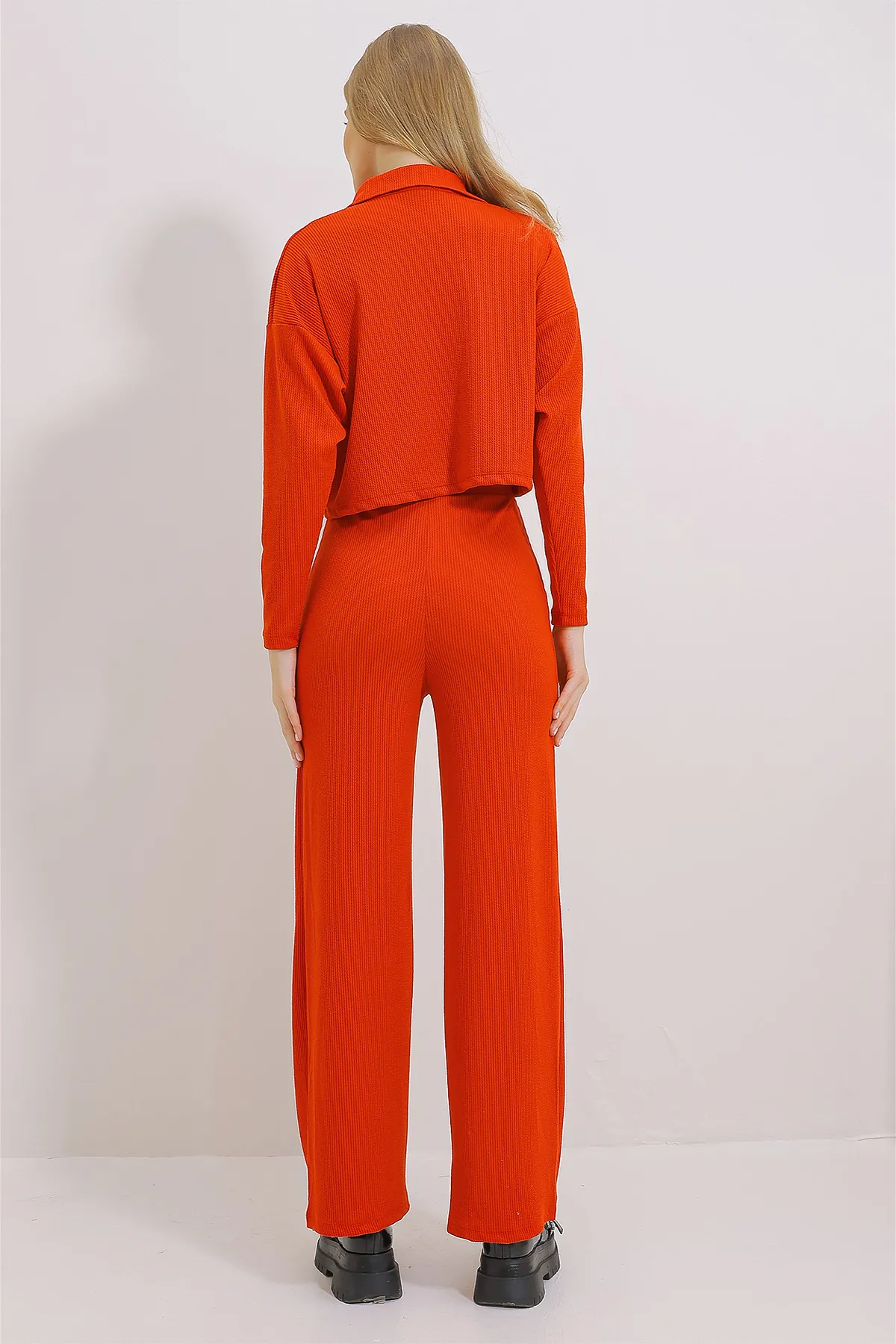 Trend Alaçatı Stili  Rotes Thessaloniki-Strick-Crop-Hemd und Grassy-Palazzo-Hose im Doppelset für Damen ALC-X11443