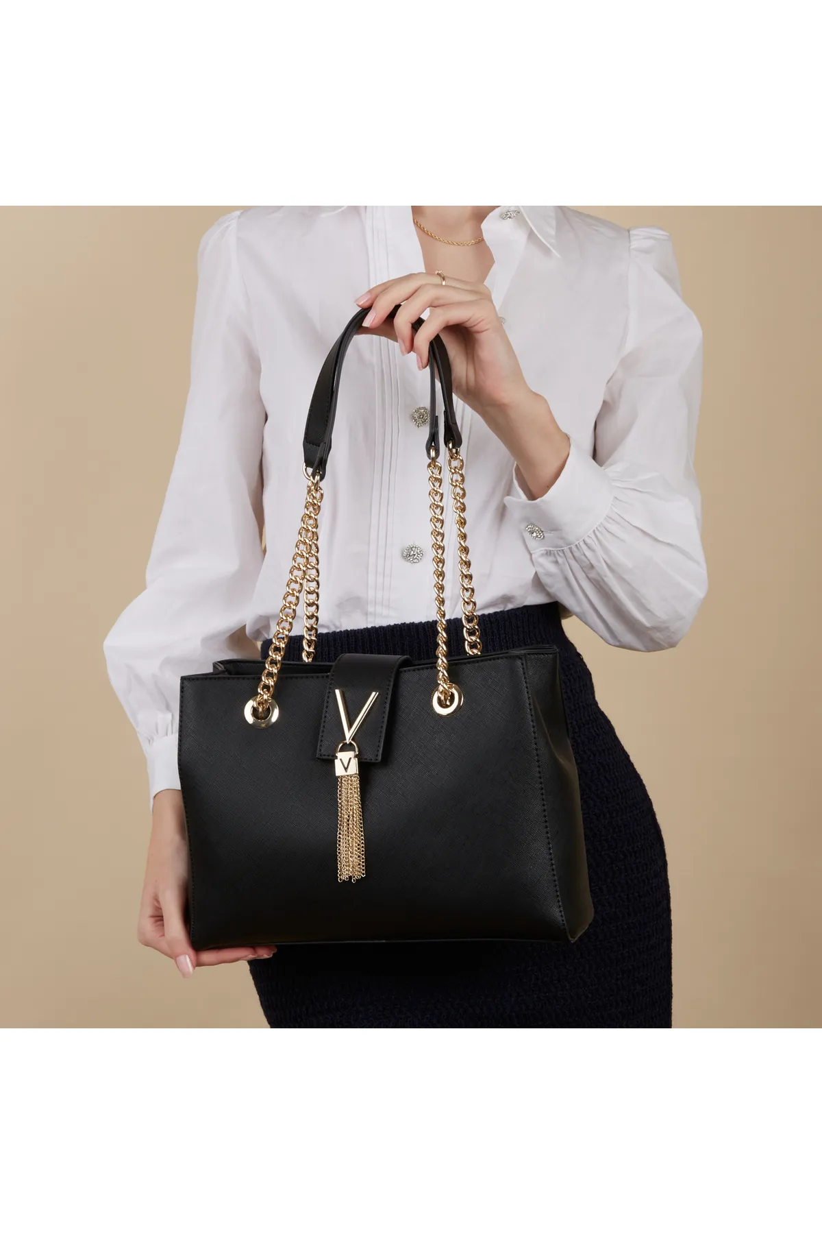 1'ASLAN  Valentino Bags Divina Damen Schultertasche Schwarz Vbs1ij06nero