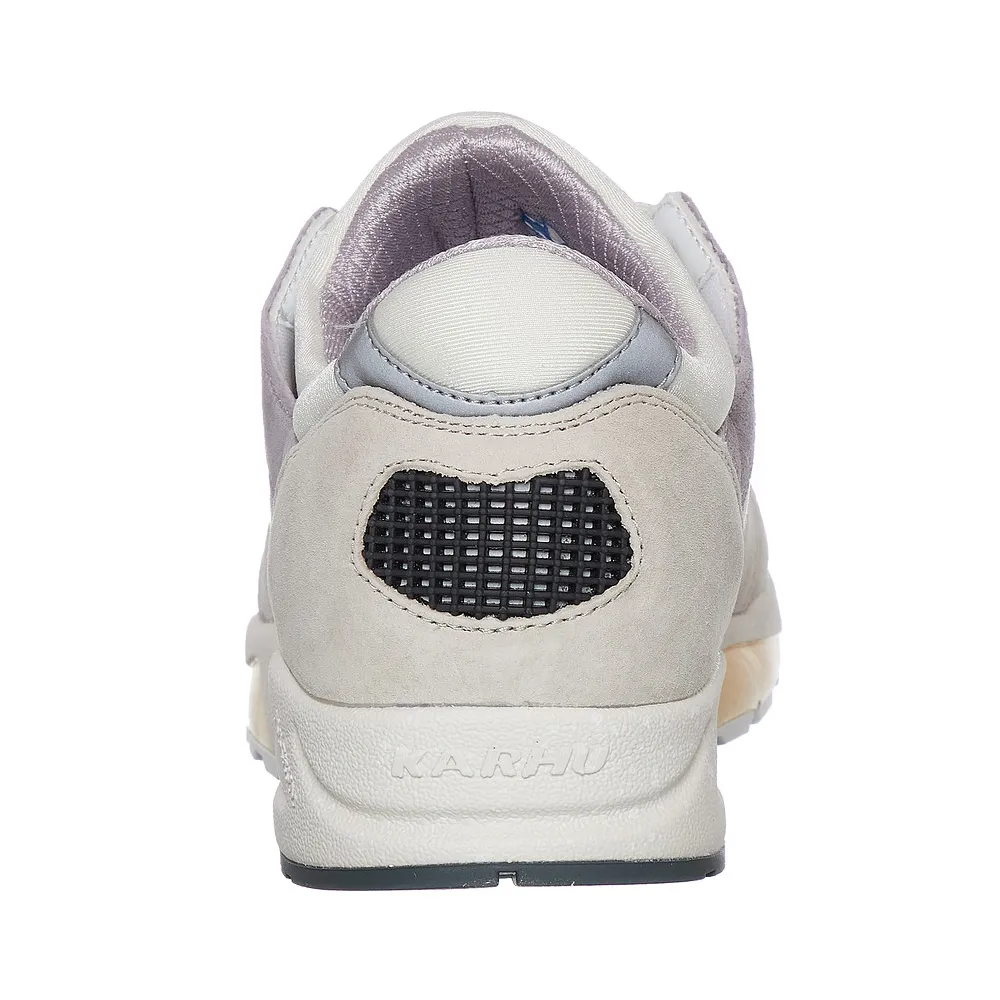 Karhu Aria 95 F803098 / weiss