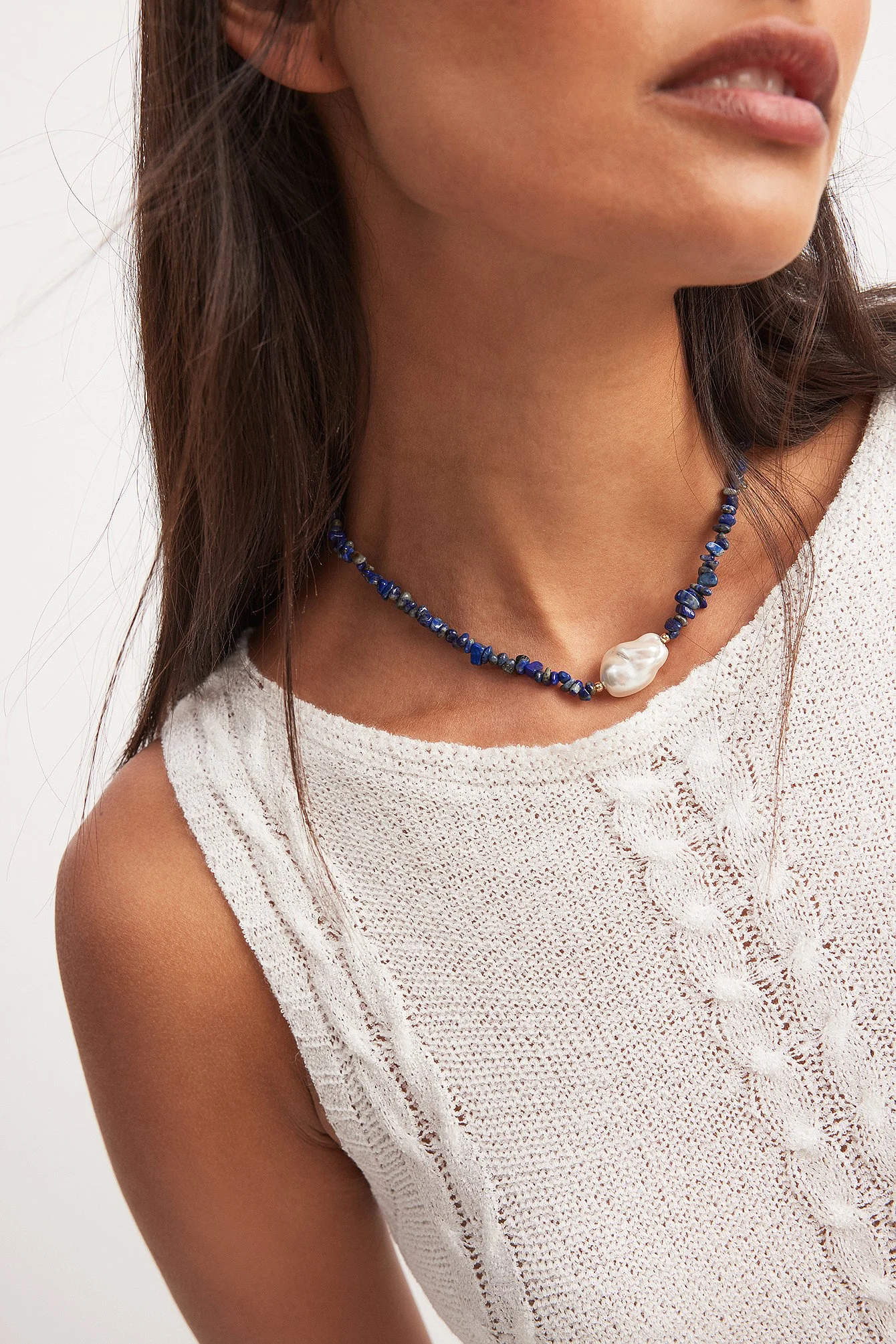 Big Pearl Colored Necklace