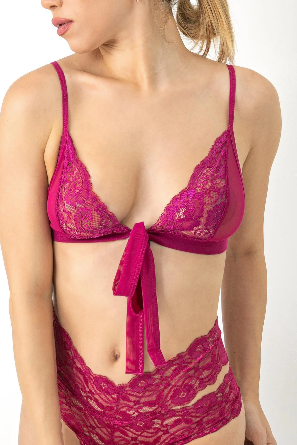 Miorre  Coverless Fantasy Bralette-Set aus Schwanenspitze