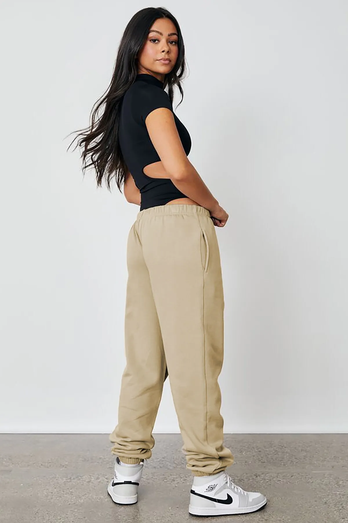 Madmext  Beigefarbene Oversize-Jogginghose für Damen mit elastischem Bund Mg1235