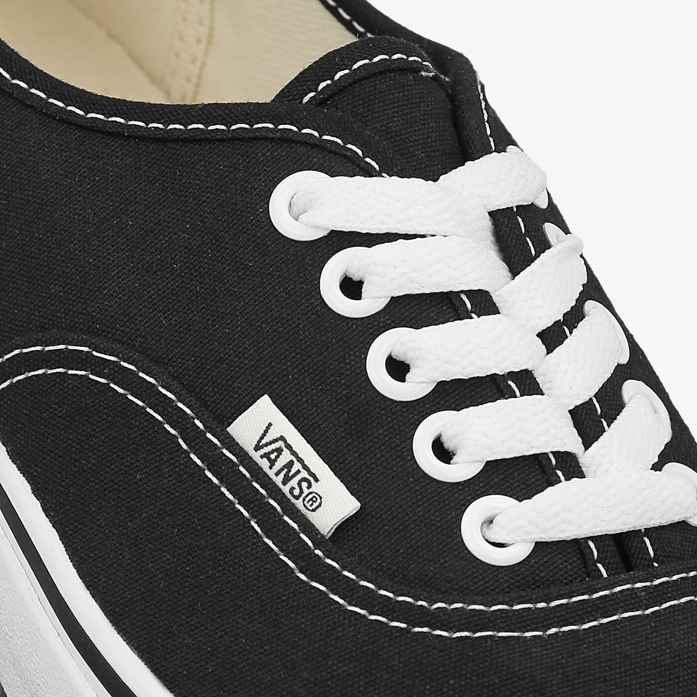 VANS AUTHENTIC Schwarz