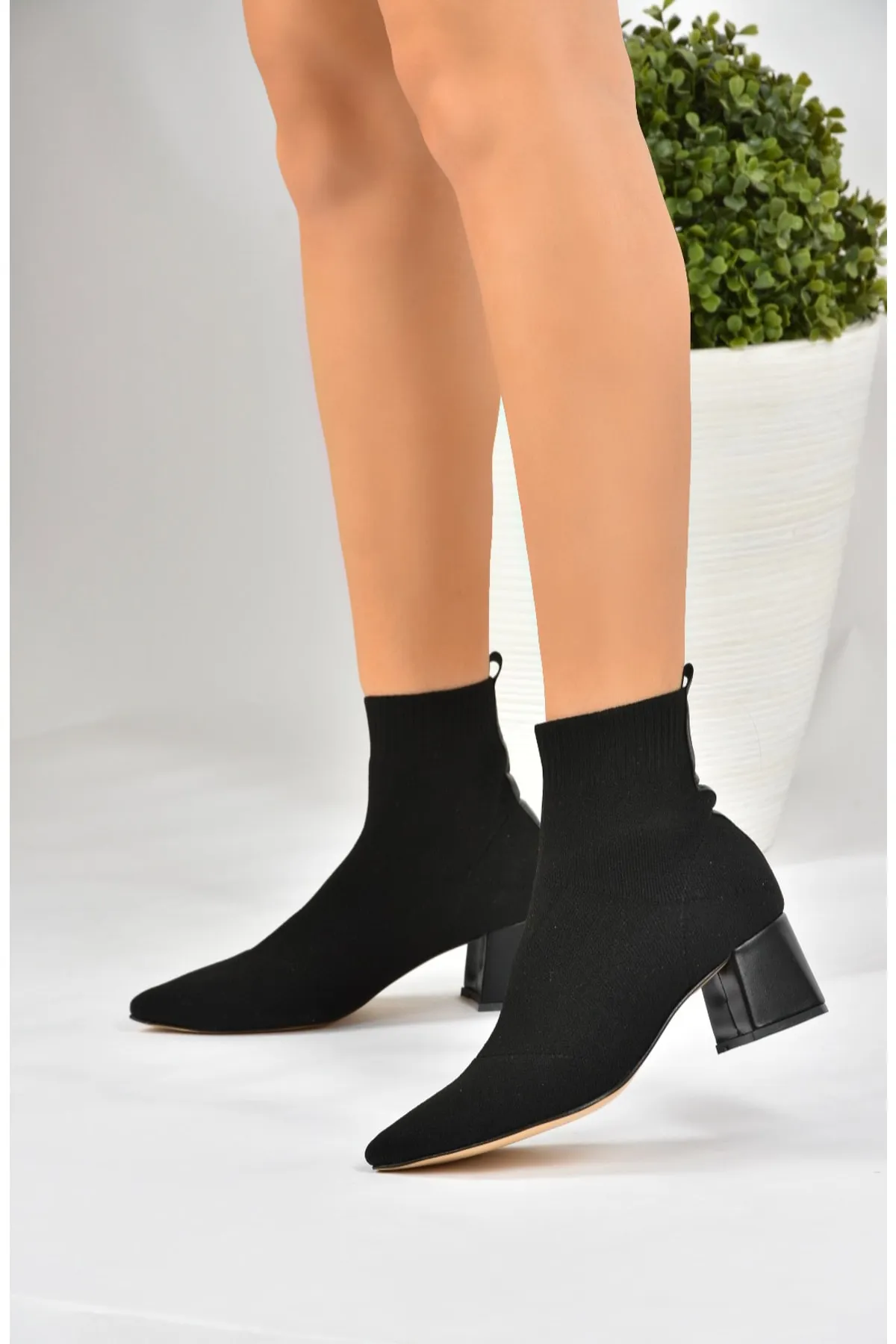 Fox Shoes  Schwarze Strickwaren-Damenstiefel mit dickem Absatz L422763057