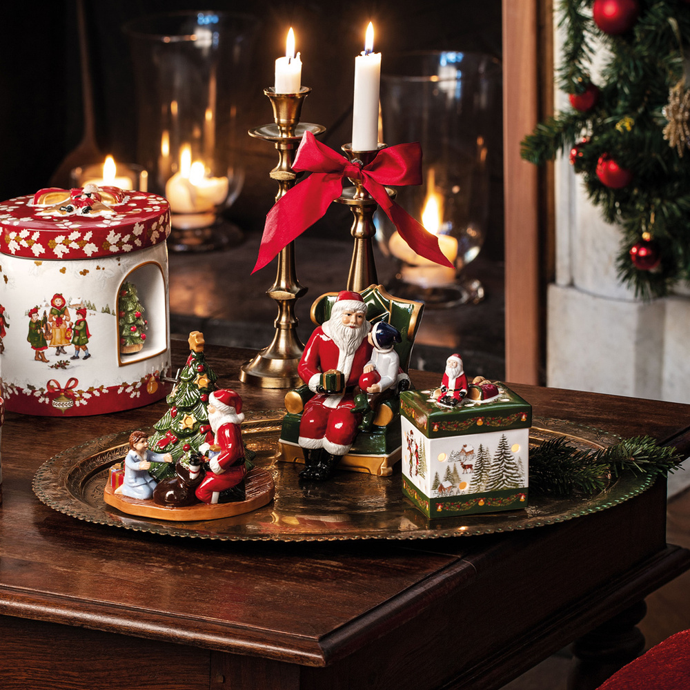 Villeroy & Boch Père Noël sur son fauteuil Christmas Toys Décoration