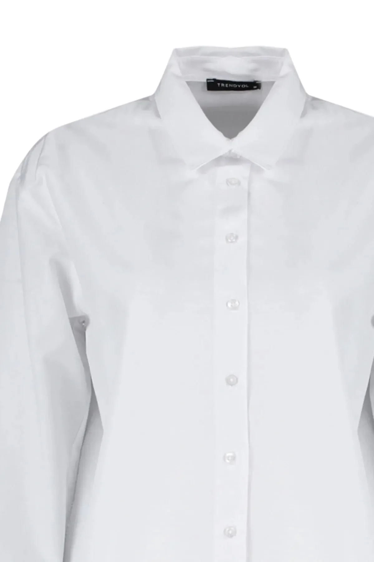 Trendyol Collection  Weißes, locker sitzendes Hemd aus Baumwollgewebe TWOAW20GO0107