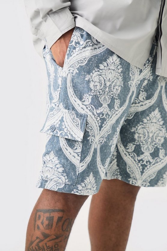 Plus strukturierte Cargo-Shorts