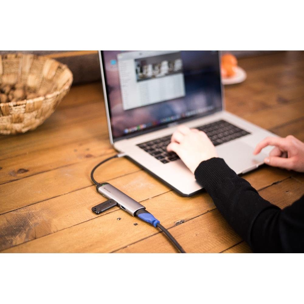 Verbatim USB-C Multiport-Hub 49140 USB-Adapter, 15 cm, USB 3.0, HDMI, Schnellladeanschluss, für Notebook Smartphone, silber
