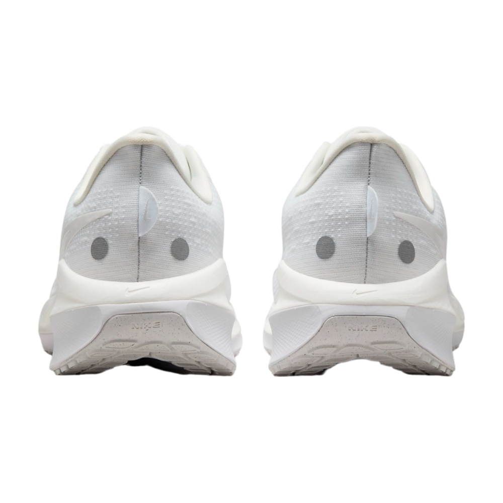 Nike Vomero 17 FB1309-101 / weiss