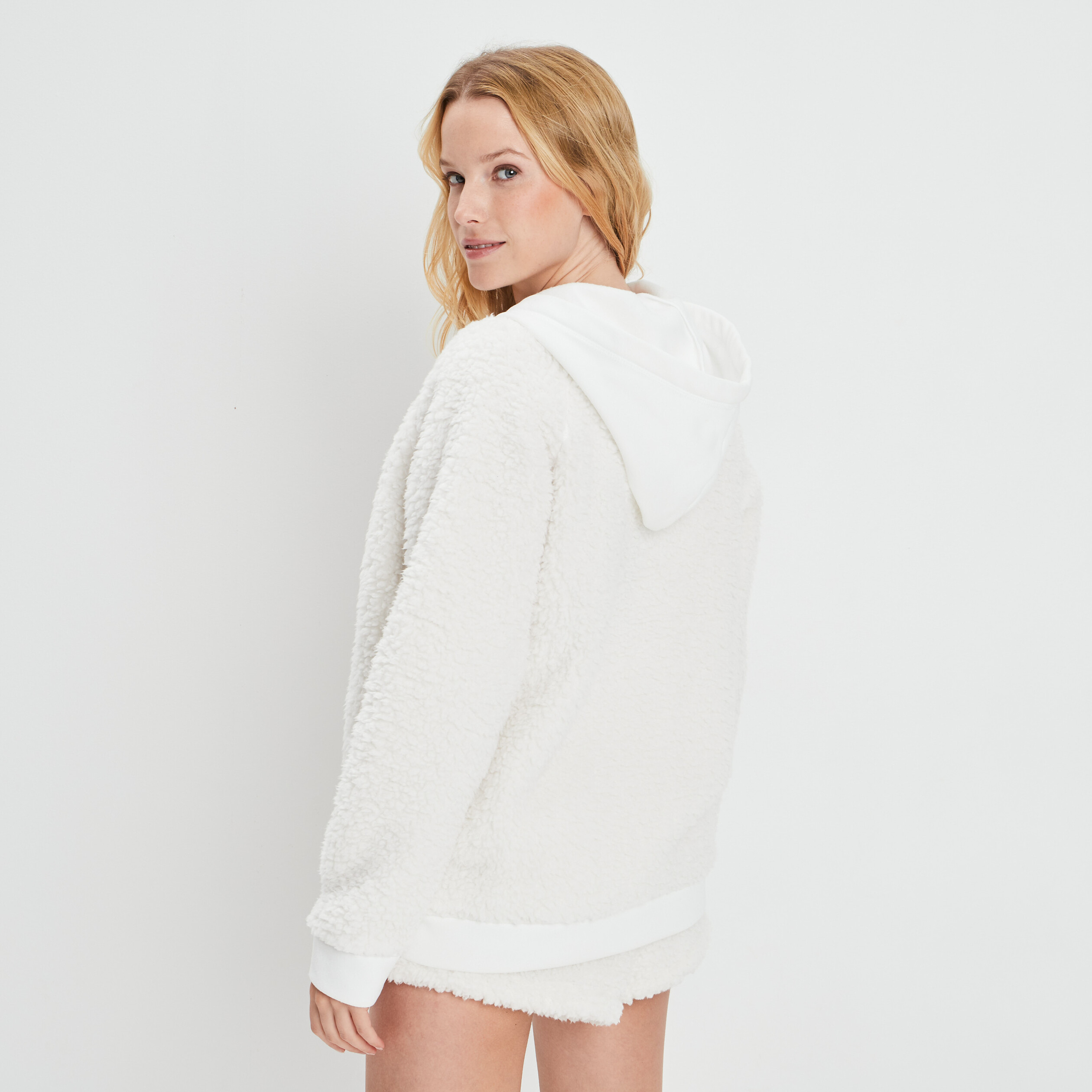 Veste de pyjama à capuche ivoire femme | La Halle