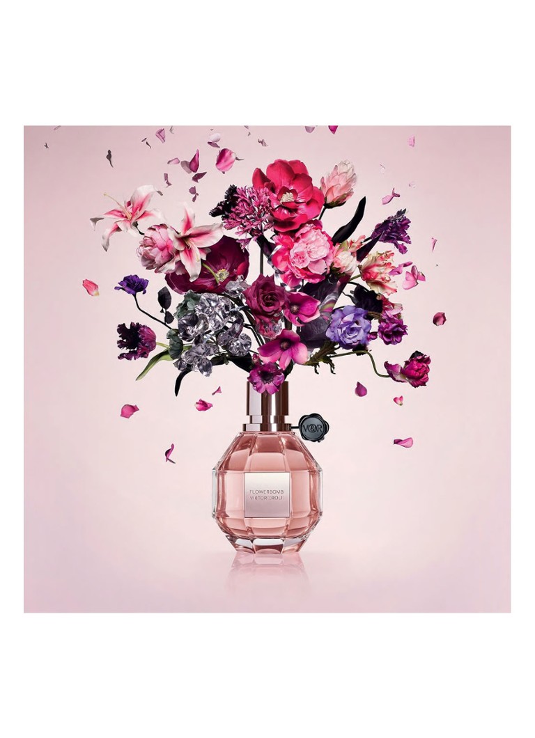 Apa de parfum Viktor&Rolf Flowerbomb