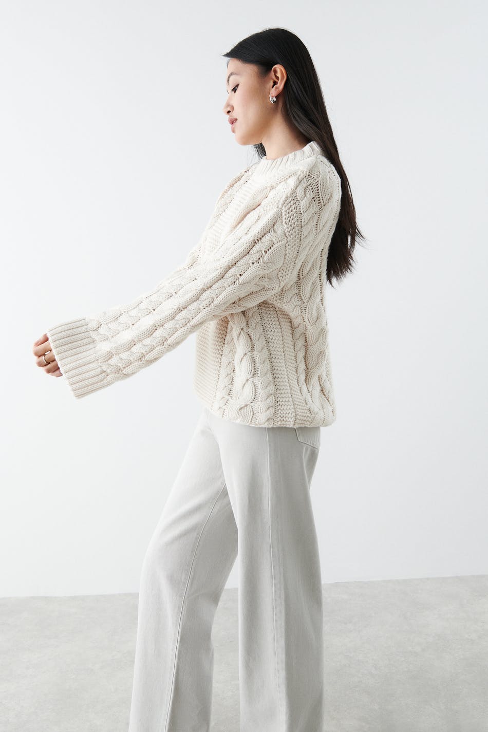 Chunky cable knit sweater