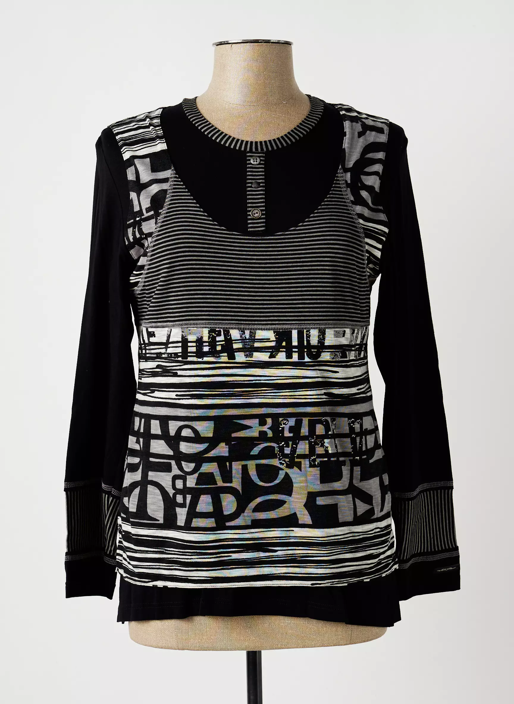 Guy Dubouis Tshirts Femme couleur noir