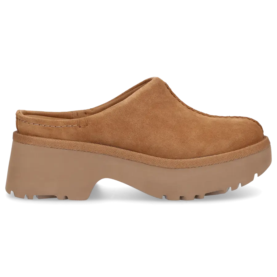 UGG - Clogs NEW HEIGHTS Veloursleder - braun