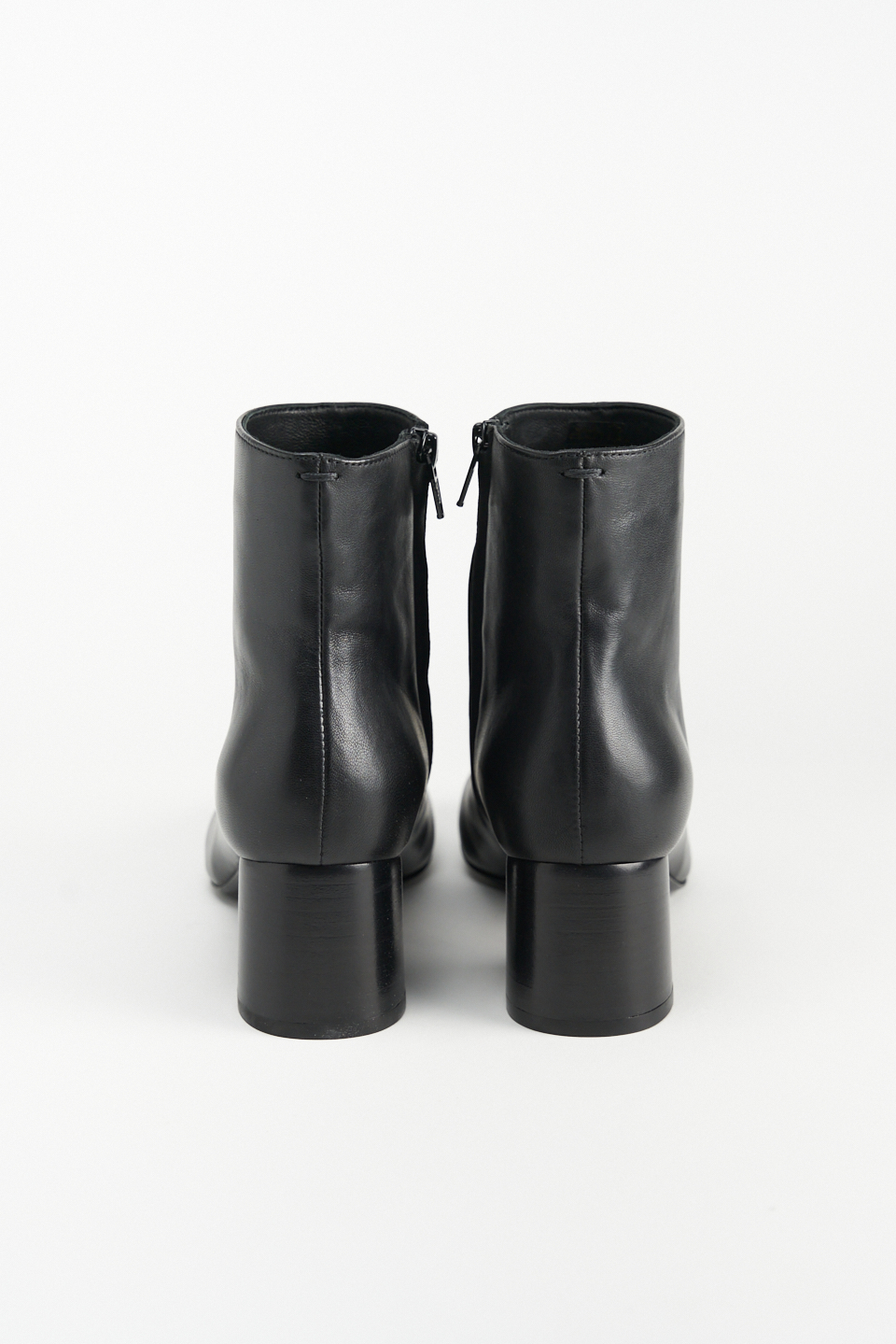 WG1 nappa black