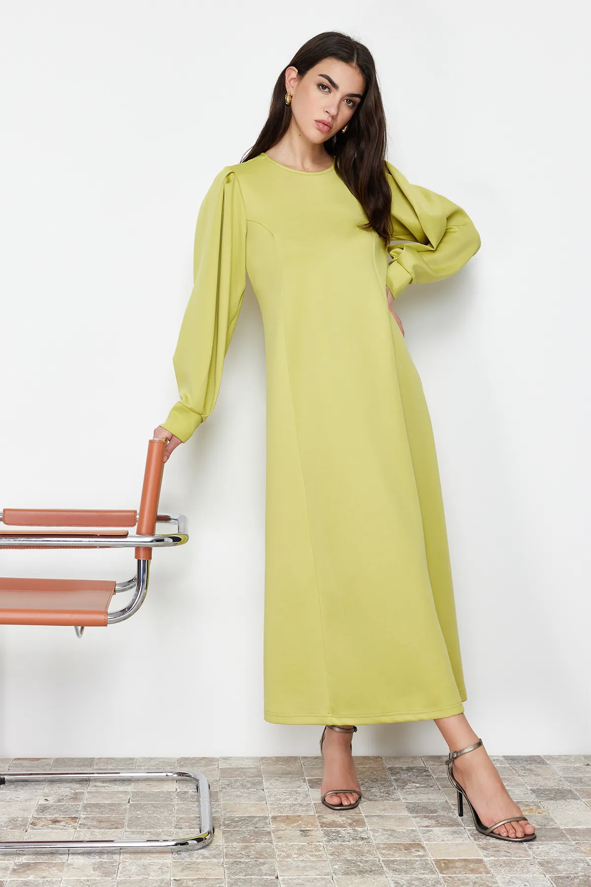 Trendyol Modest  Ölgrünes Scuba-A-Linien-Kleid - TCTSS24EB00110