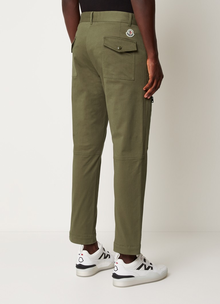 Pantalonii cargo Moncler sunt disponibili cu fermoar