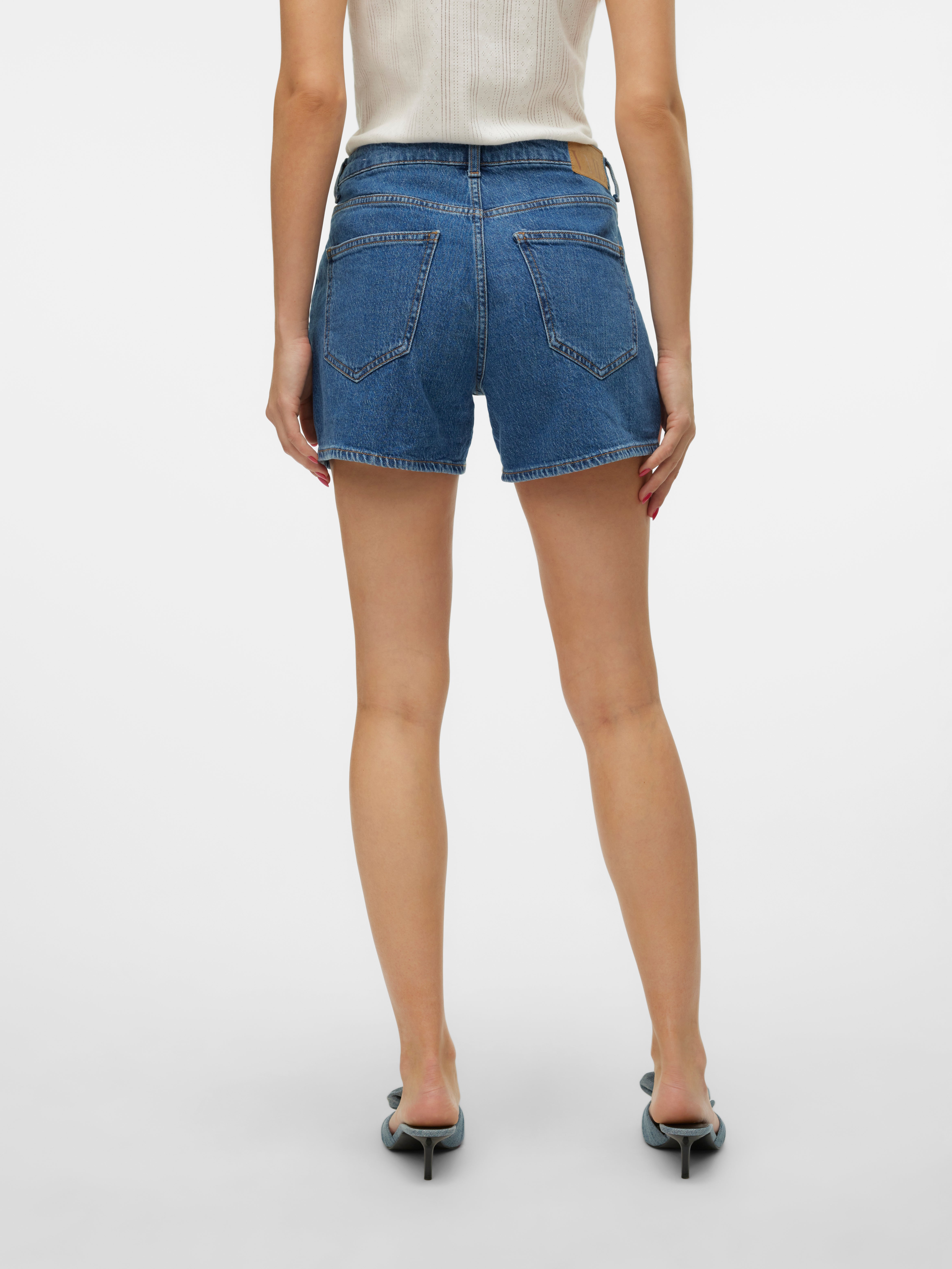 VMTESS Shorts