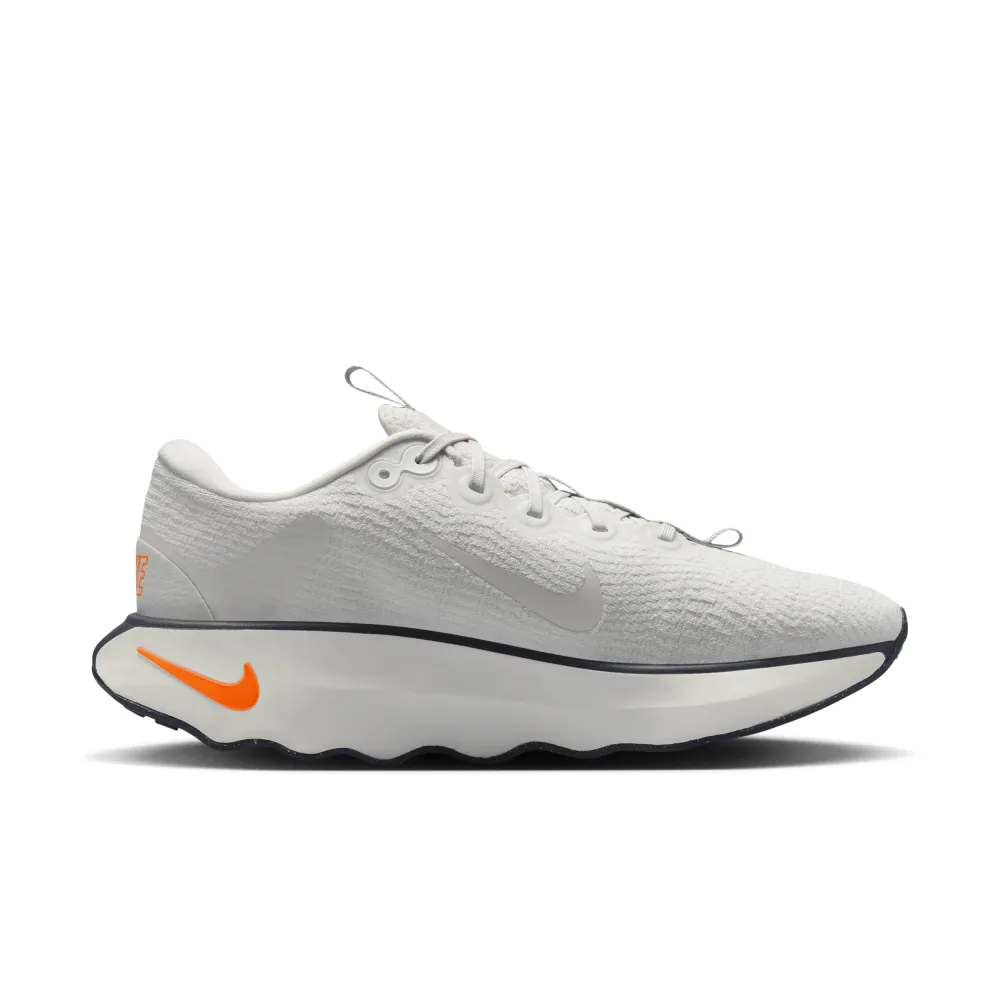 Nike Motiva Walking DV1237-101 / weiss