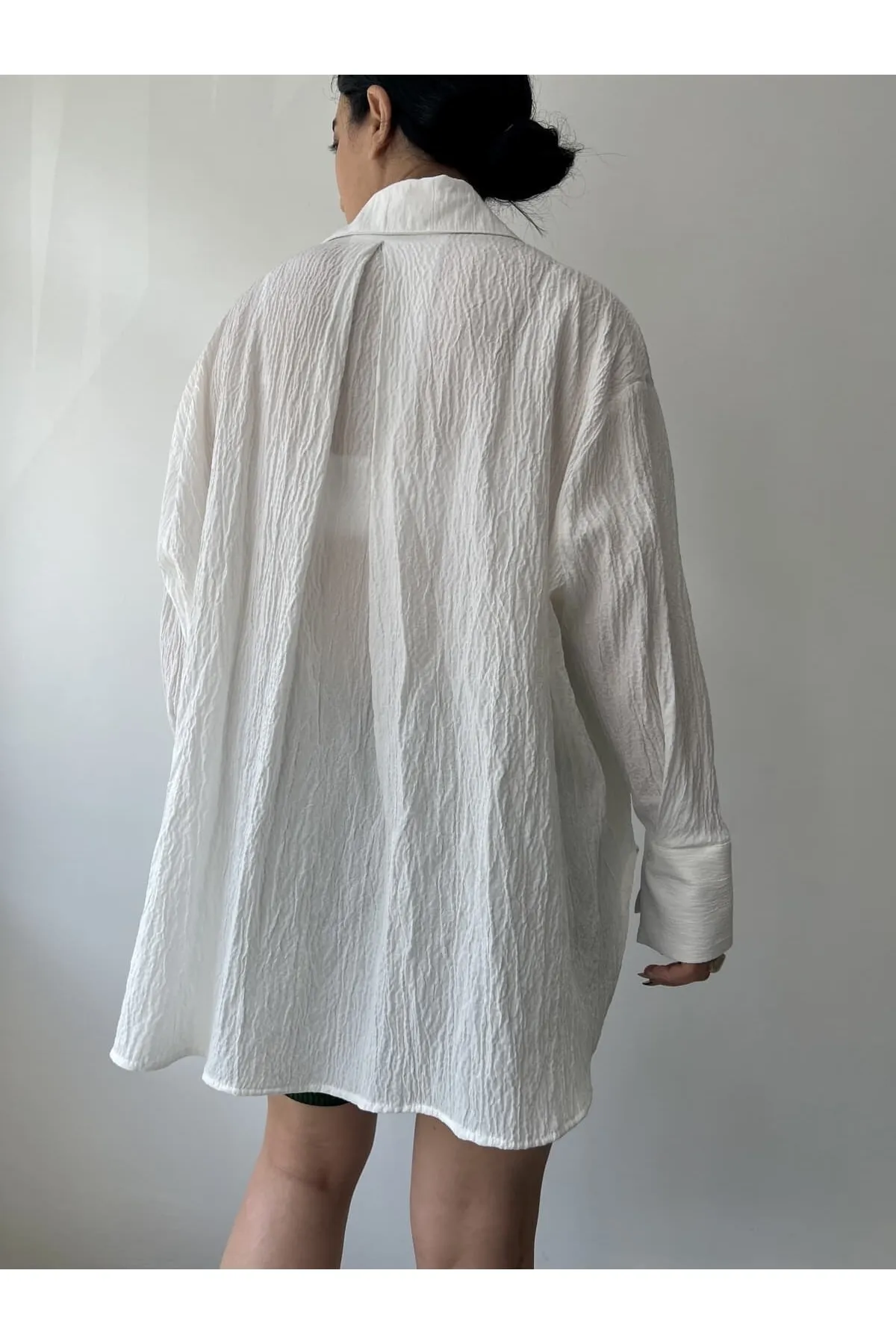 Mai  Weißes Oversize-Hemd von Durres
