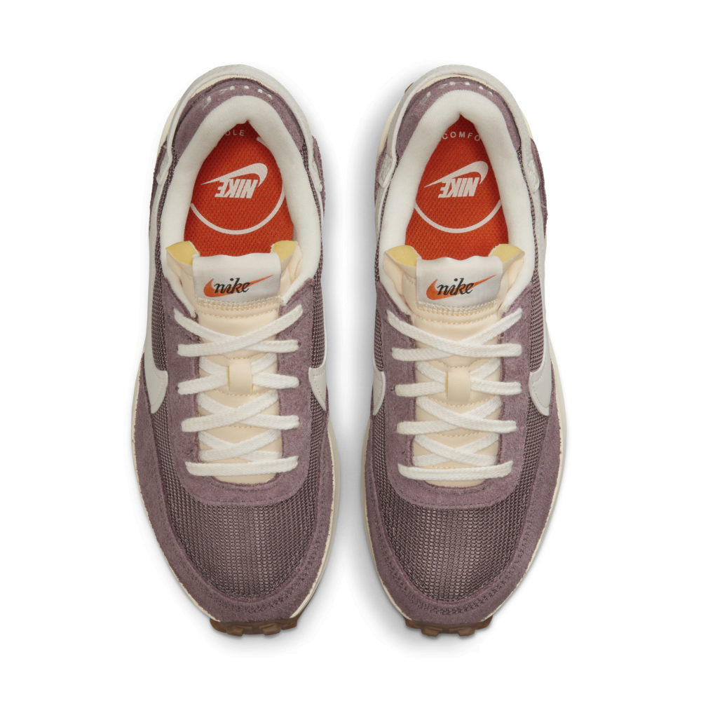 Nike Waffle Debut Vintage DX2931-200 / braun