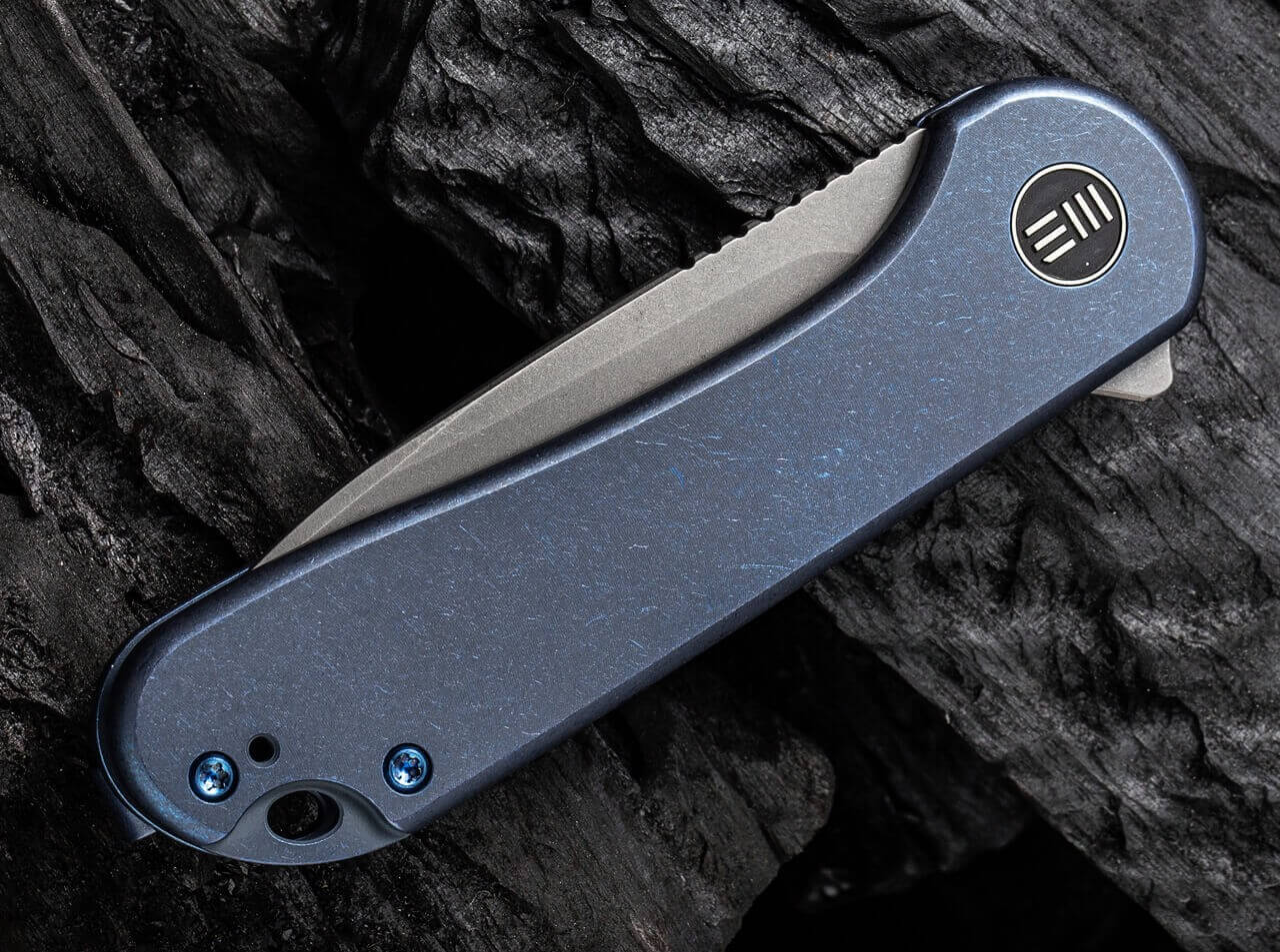 Elementum Titanium Blue