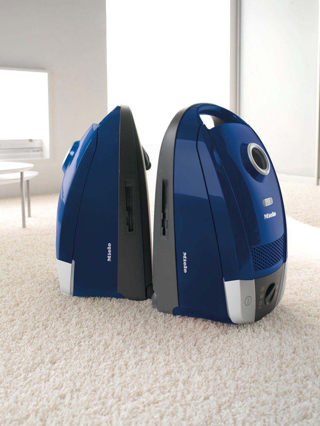 Miele Bodenstaubsauger Compact C2 PowerLine, 890 W, mit Beutel