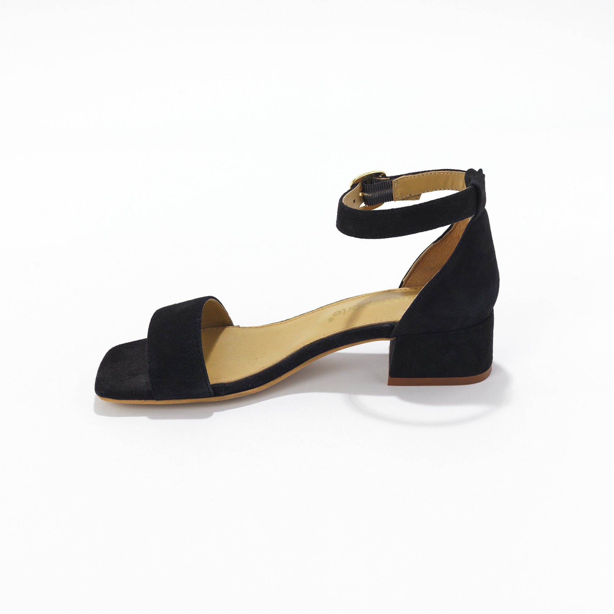 Sandales en croûte de cuir à bride et à talon