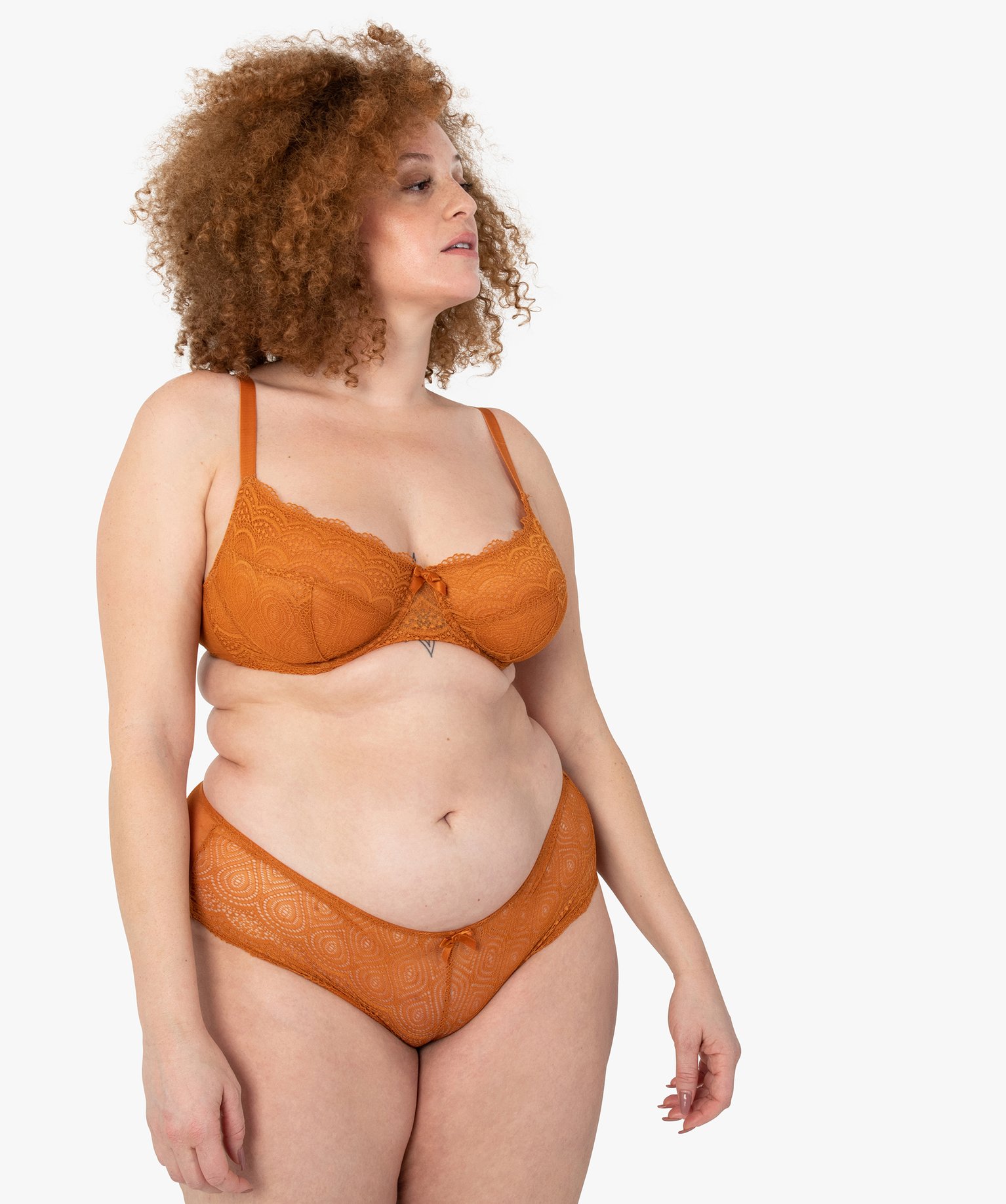 Soutien-gorge emboitant grande taille à armatures en dentelle cognac | GEMO
