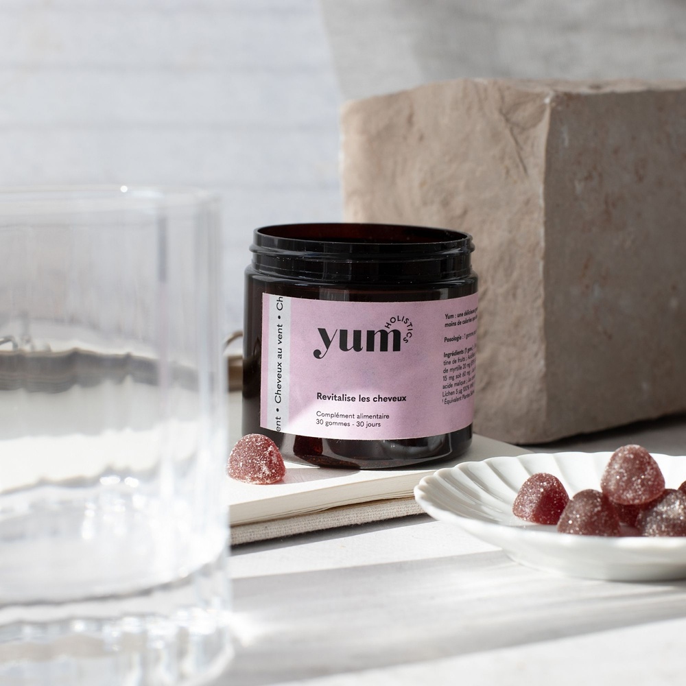 yum holistics Cheveux Au Vent - Gummies Nourrit et renforce les cheveux