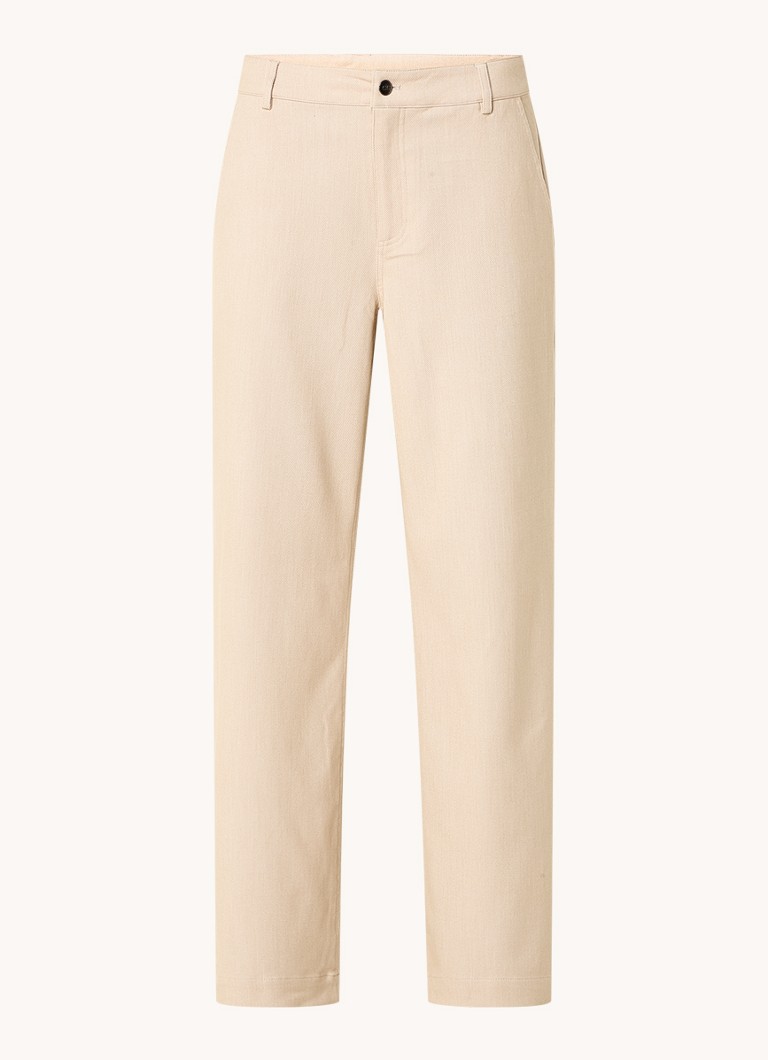 Pantaloni a vita alta e gamba larga Co'Couture con sneakers e tasche laterali