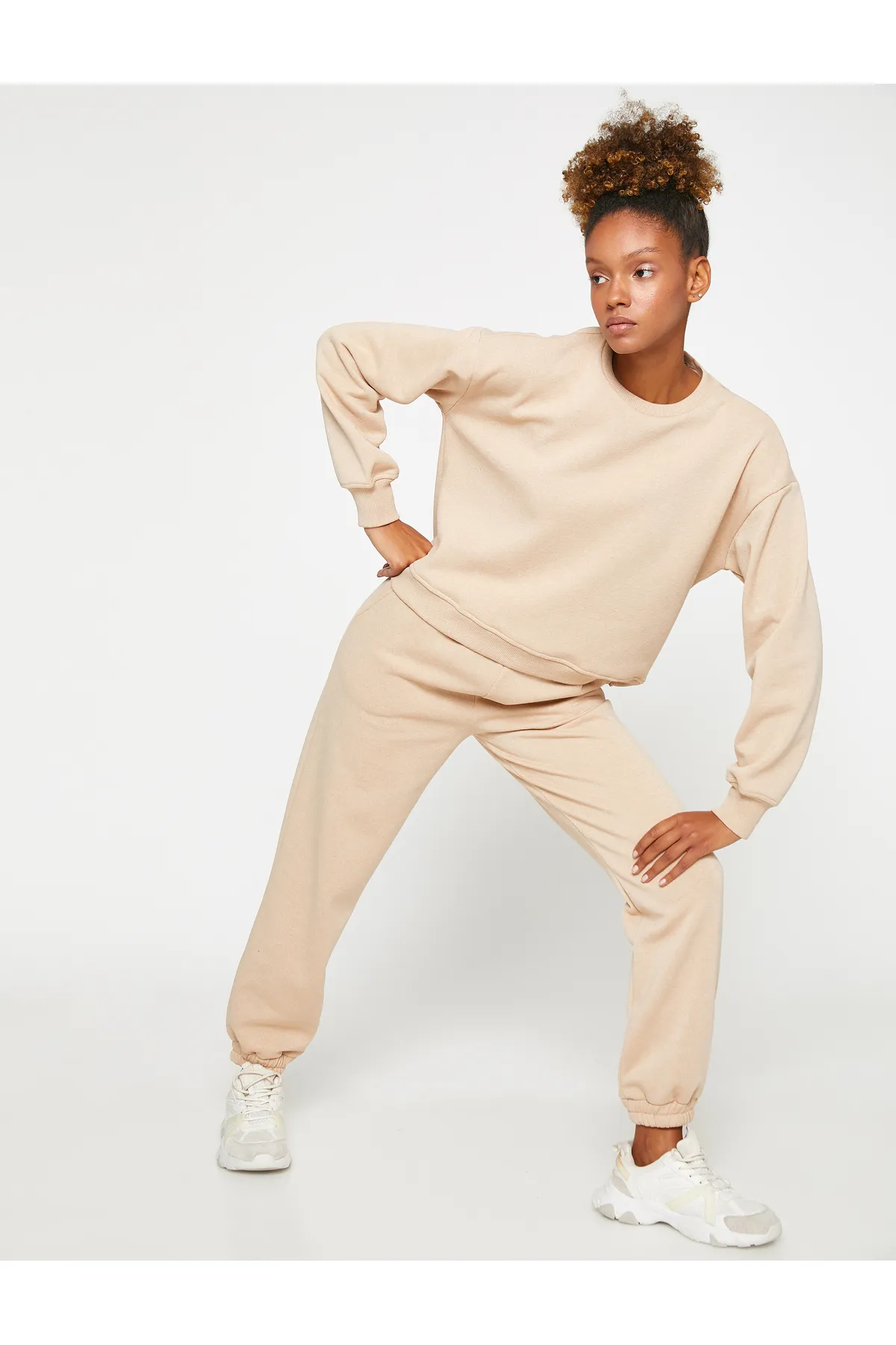 Koton  Dicke Basic-Jogger-Jogginghose mit Tasche und Bindebund