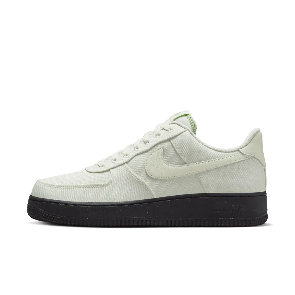 Nike Air Force 1 07 FJ4160-002 / grün