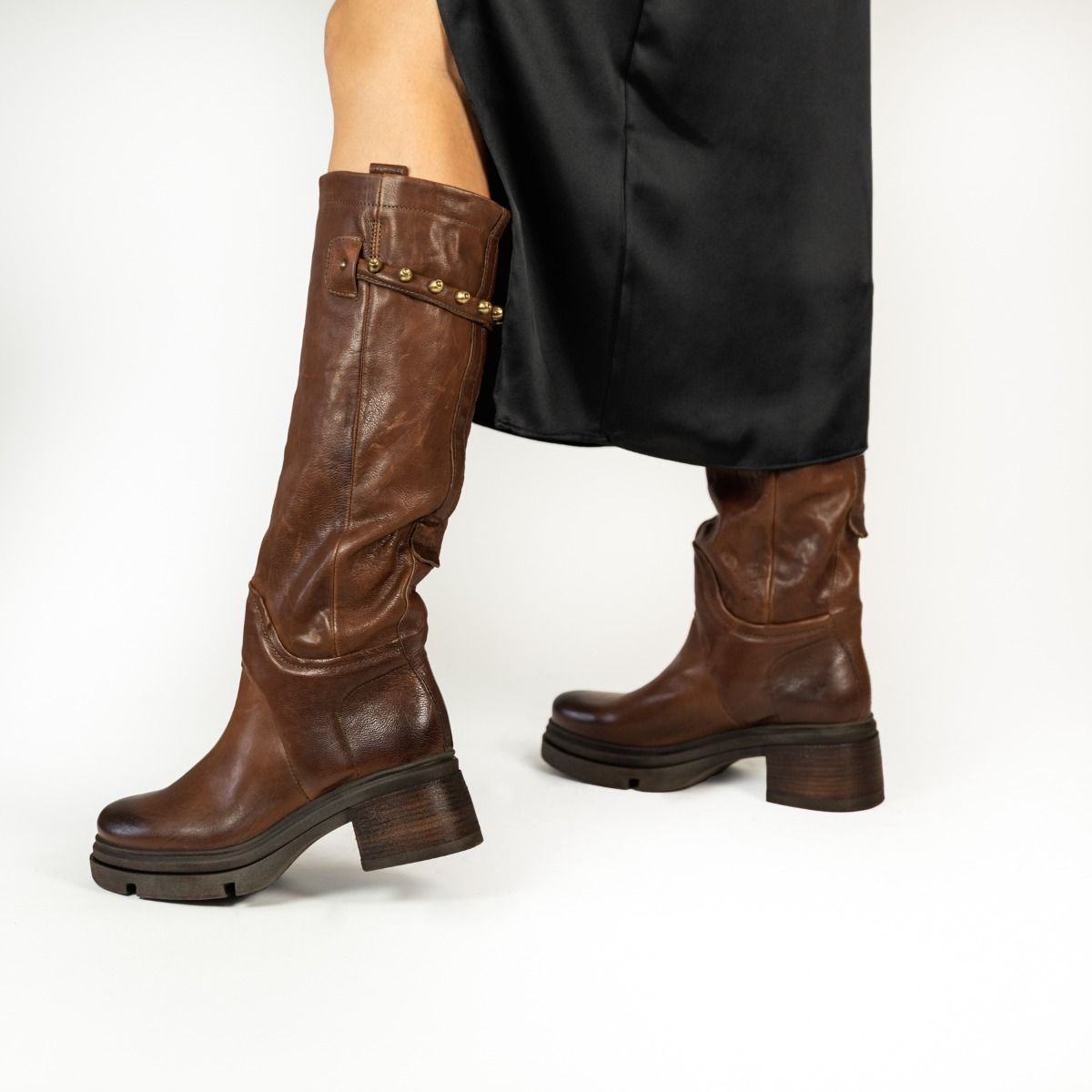 AS98  B15301 - cognac