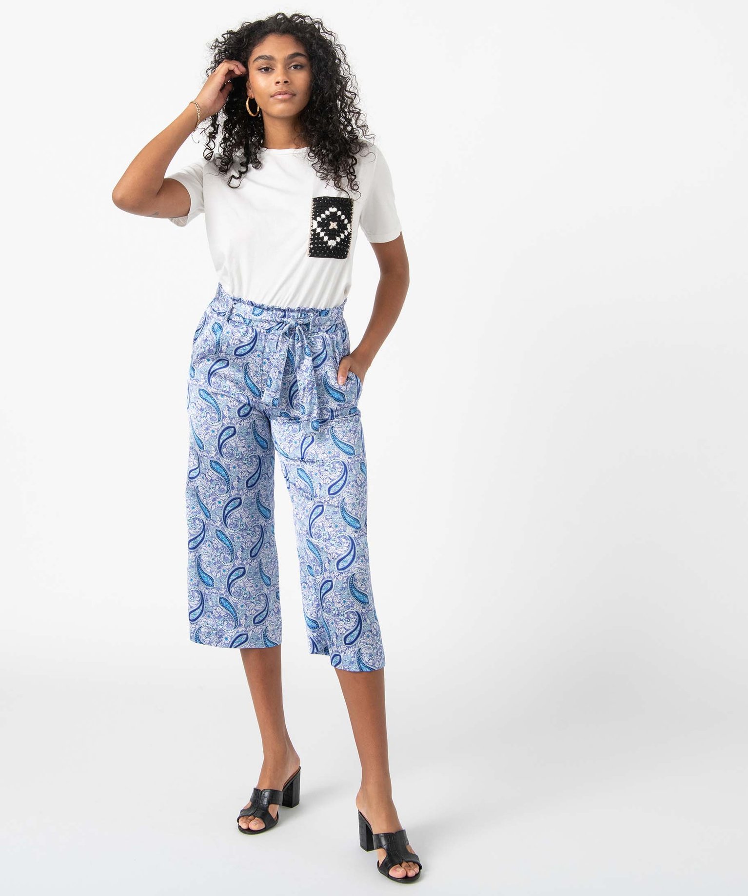 Pantacourt femme en matière satinée à motifs cachemire imprime | GEMO