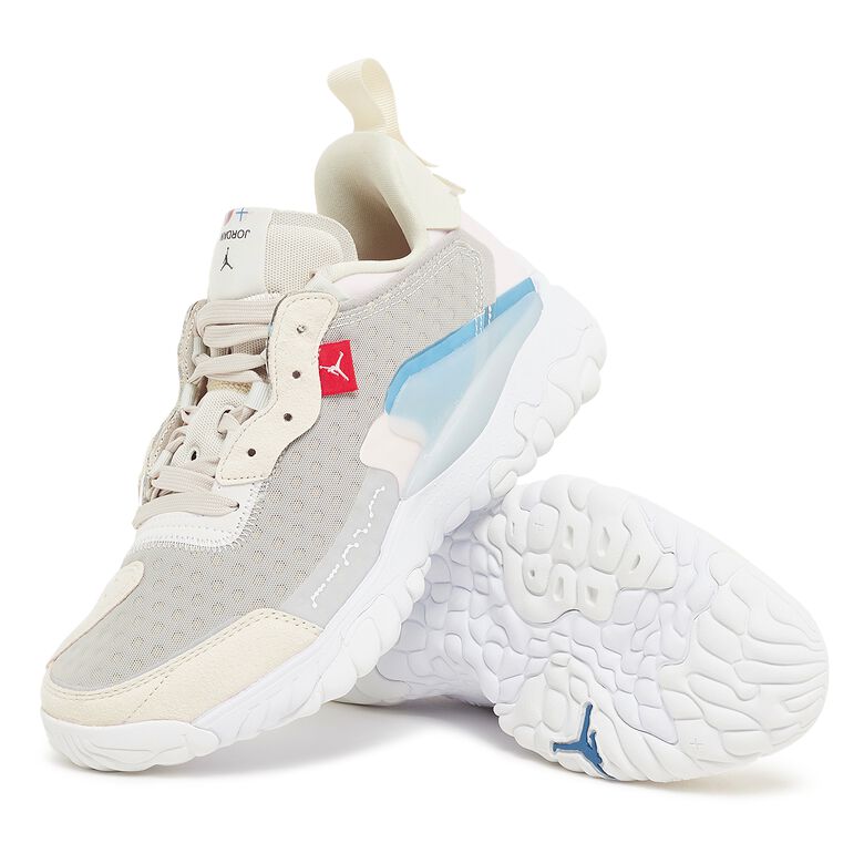 JORDAN Wmns Jordan Delta 2 SE lt orewood brn/summit wht-atmosphere