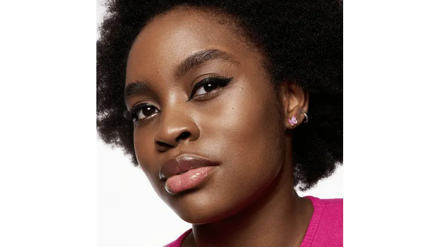 essence LASHES TO IMPRESS half lashes