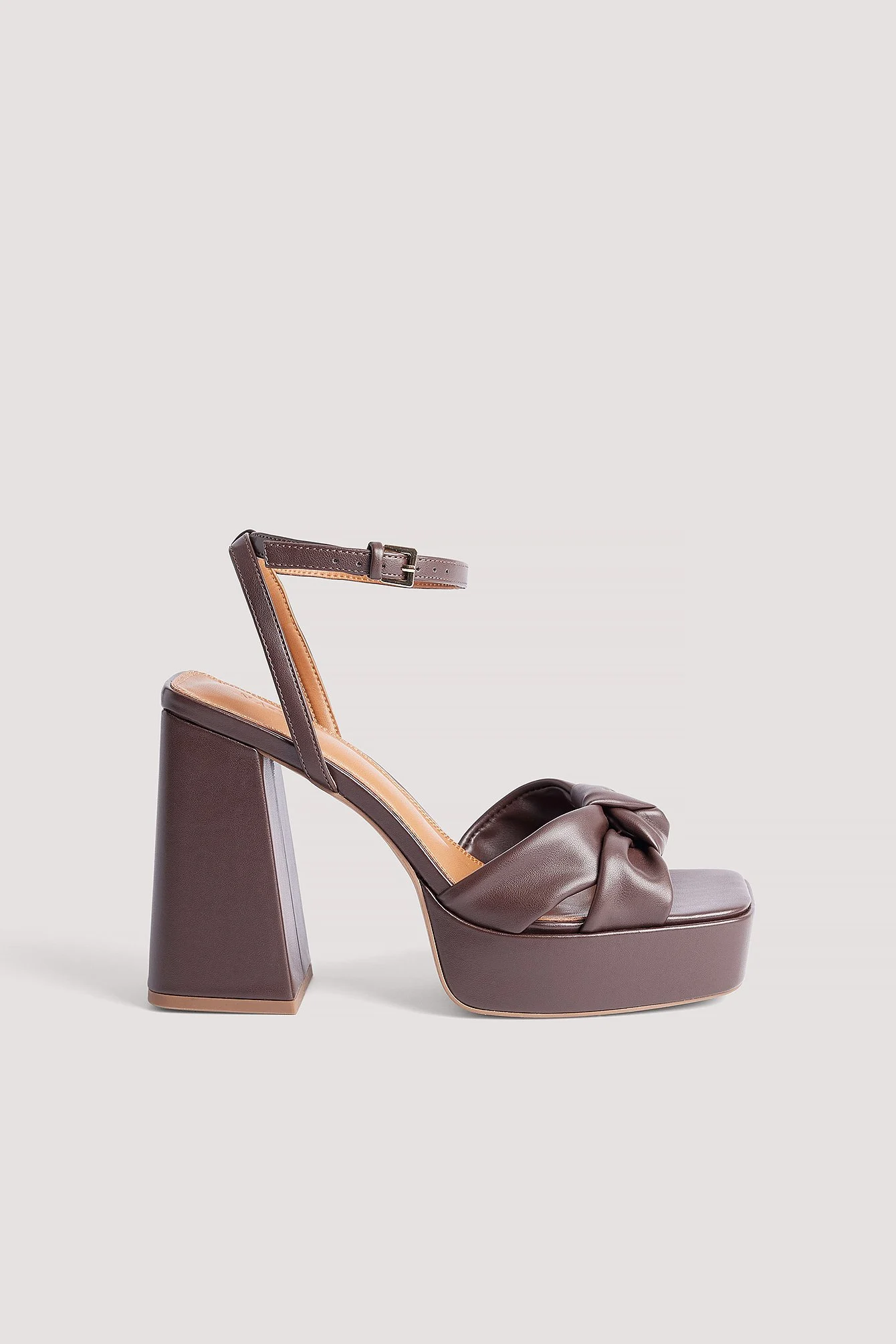 Plateau-High-Heels mit Knotendetail
