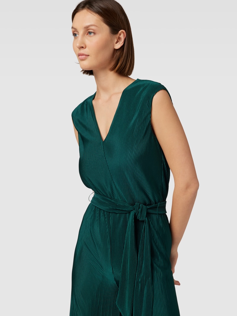 Jumpsuit mit Bindegürtel in grün