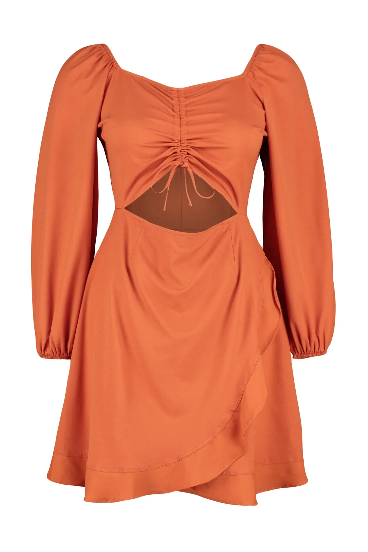 Trendyol Curve  Zimtfarbenes, gewebtes Kleid mit Cut-Out-Details TBBSS23AH00170