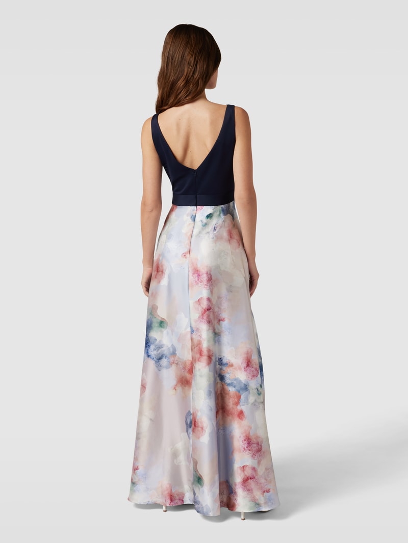 Abendkleid mit floralem Muster in hellblau