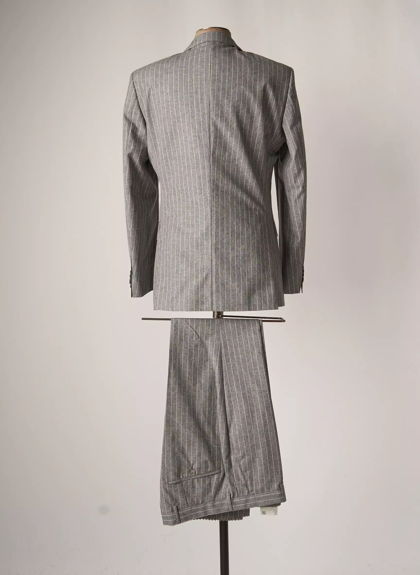 Hugo Boss Costumes Ville Homme couleur gris