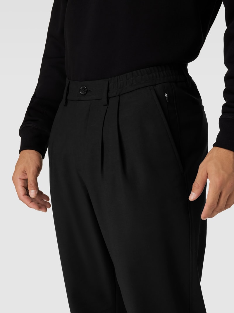 Stoffhose mit elastischem Bund Modell 'PAVO' in schwarz