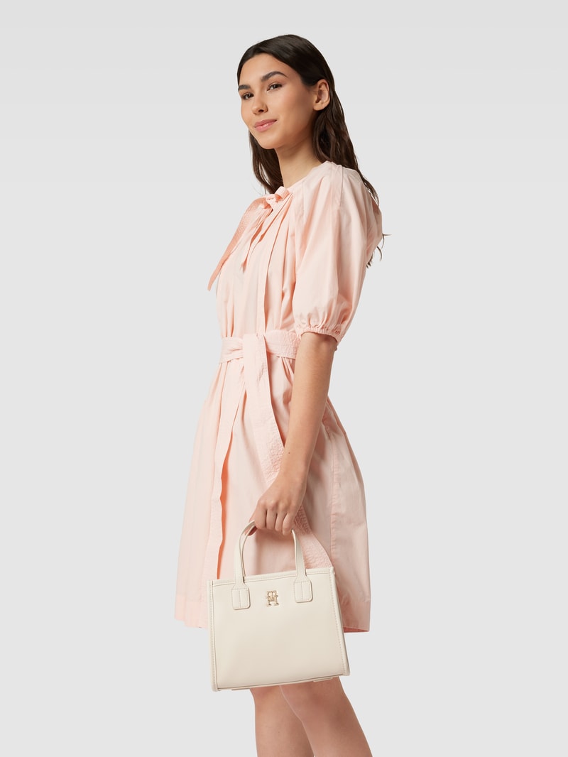 Handtasche mit Label-Applikation Modell 'CITY' in sand