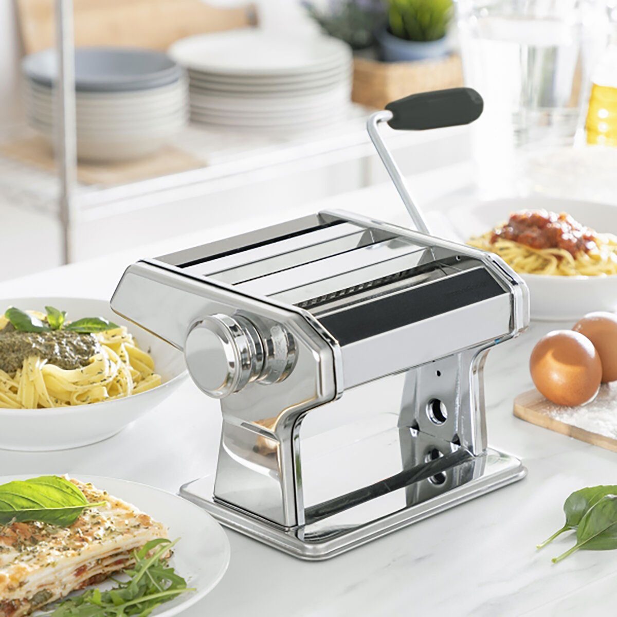 InnovaGoods Nudelmaschine MASCHINE ZUR HERSTELLUNG FRISCHER NUDELN MIT REZEPTEN, Metall