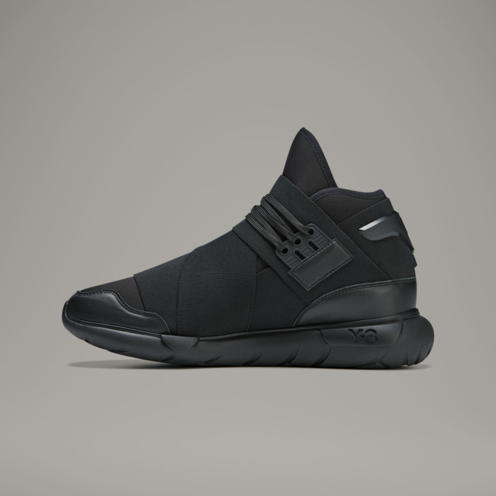 Y-3 Qasa IF5505 / schwarz