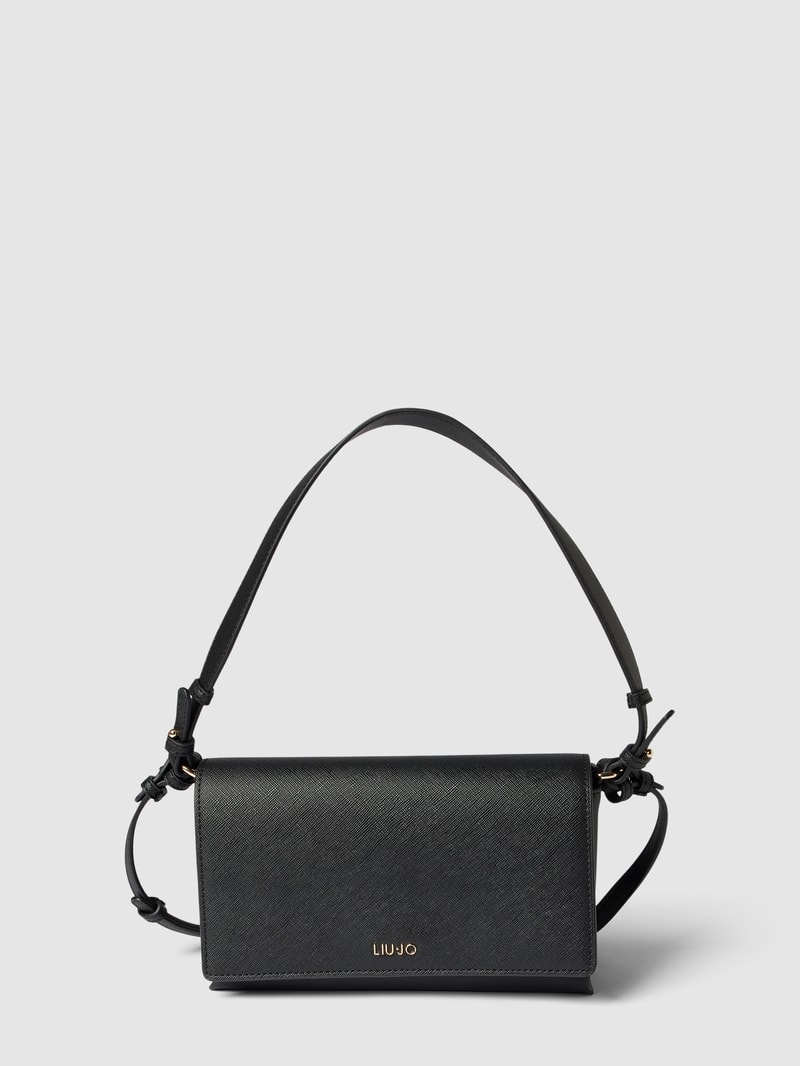Pochette mit Label-Detail in schwarz