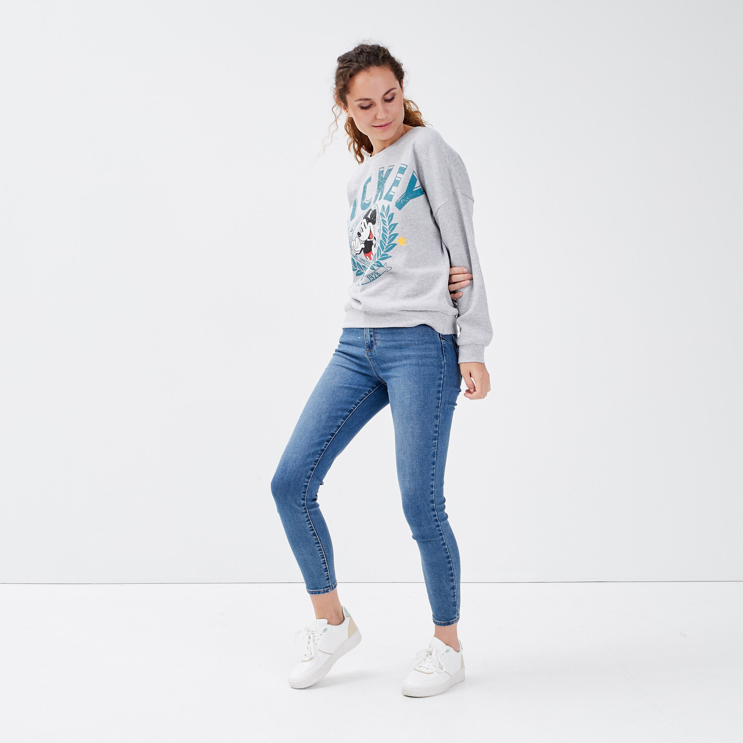 Sweat manches longues Mickey gris clair femme | Cache Cache
