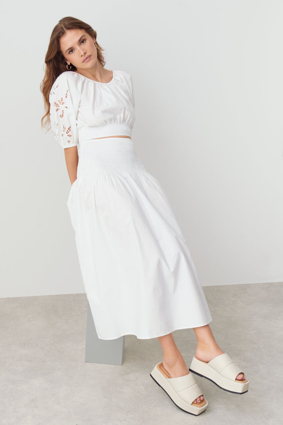Broderie anglaise top