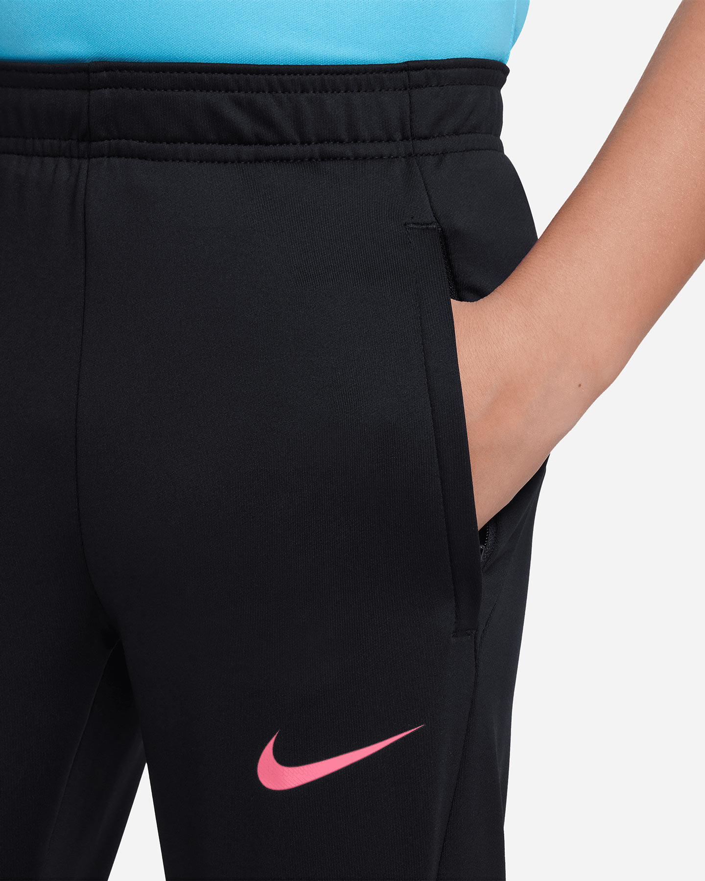 Futbalové šortky Nike Dri Fit Strike Jr. FD0315-011